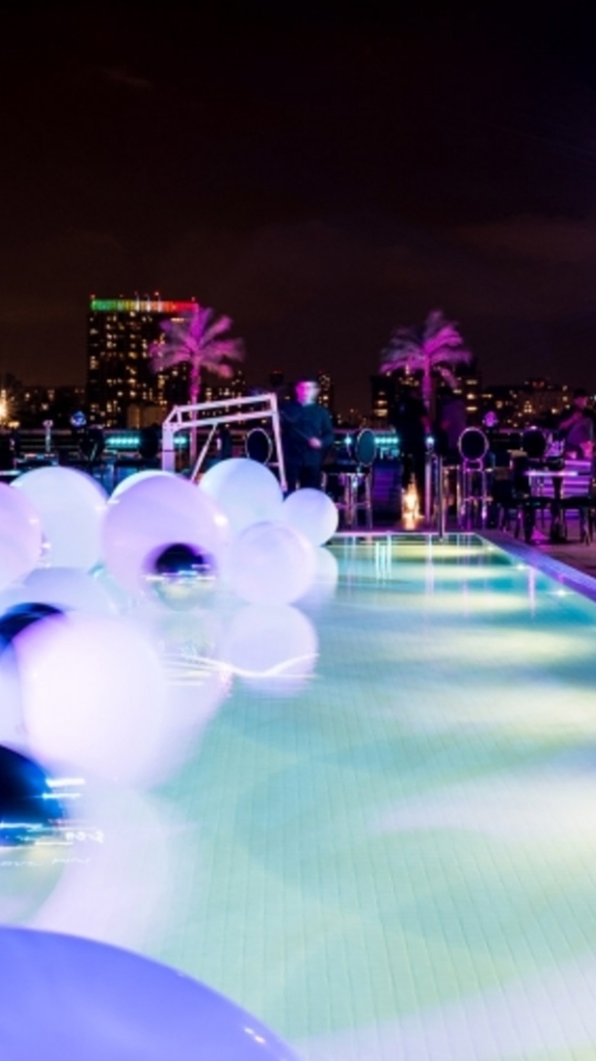 Rooftop pool deck
