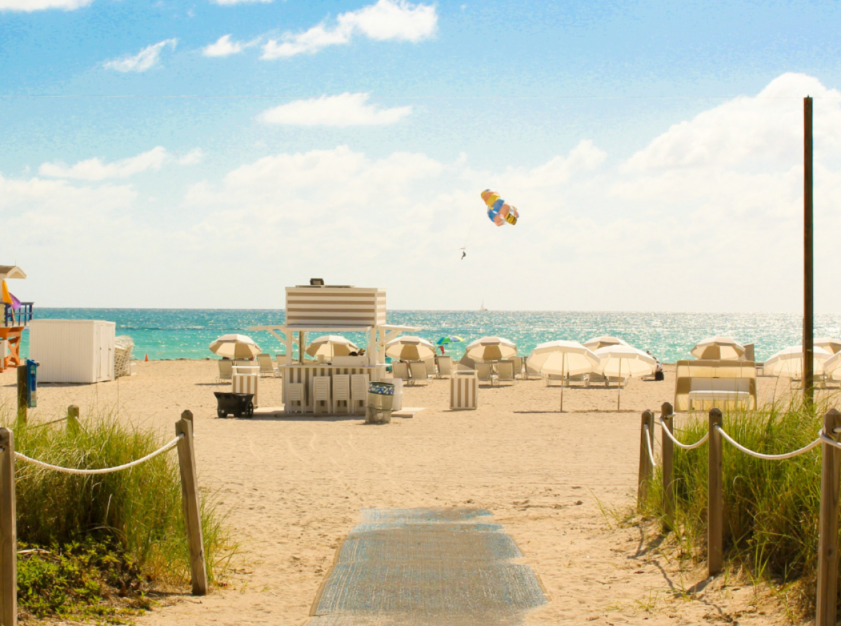 Path to beach
